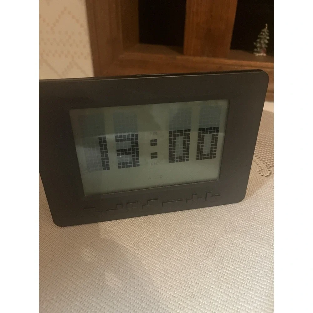 TETRIS Clock/Alarm Clock with Animated Time Change like Tetris blocks RARE